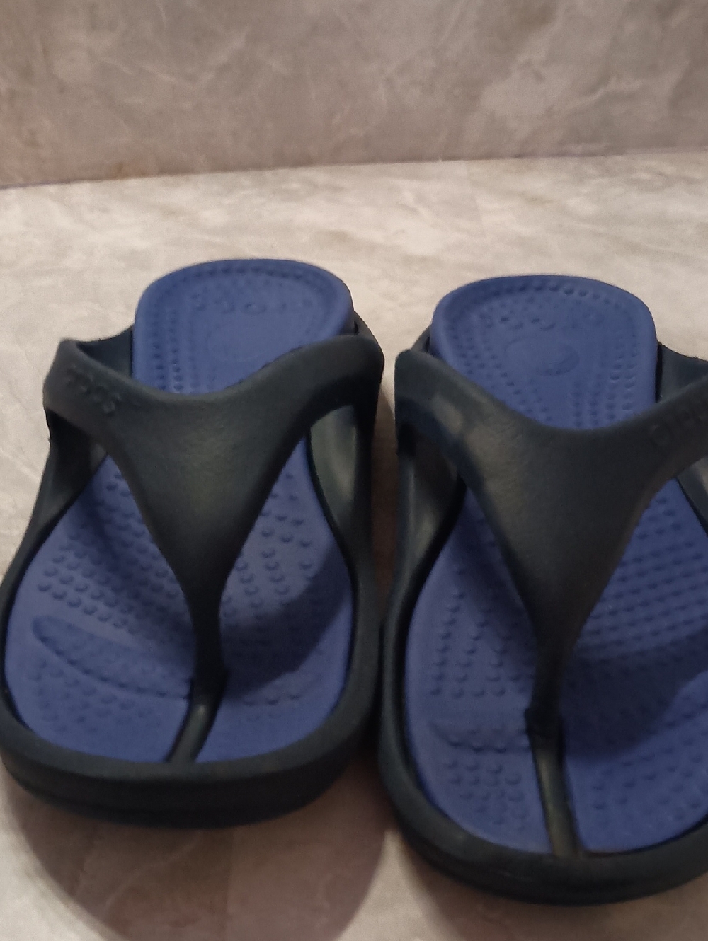 Men's Navy and Royal Blue Flip Flop Sandals (Men 7 / Women 9 )
